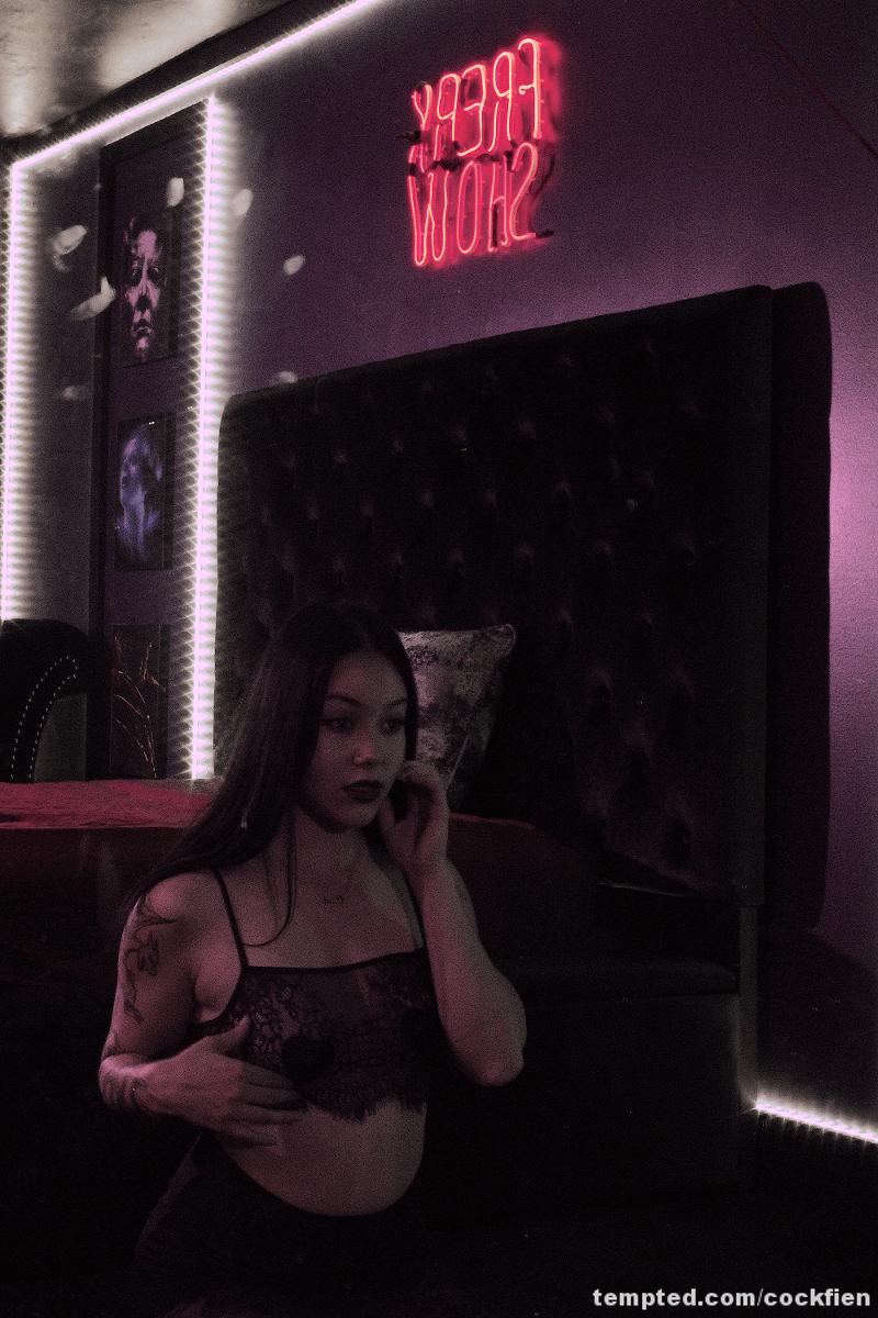 cockfien | Premium Content | Tempted